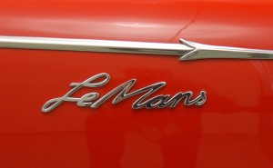 1962 Sunbeam Alpine Harrington LeMans coupe emblem.